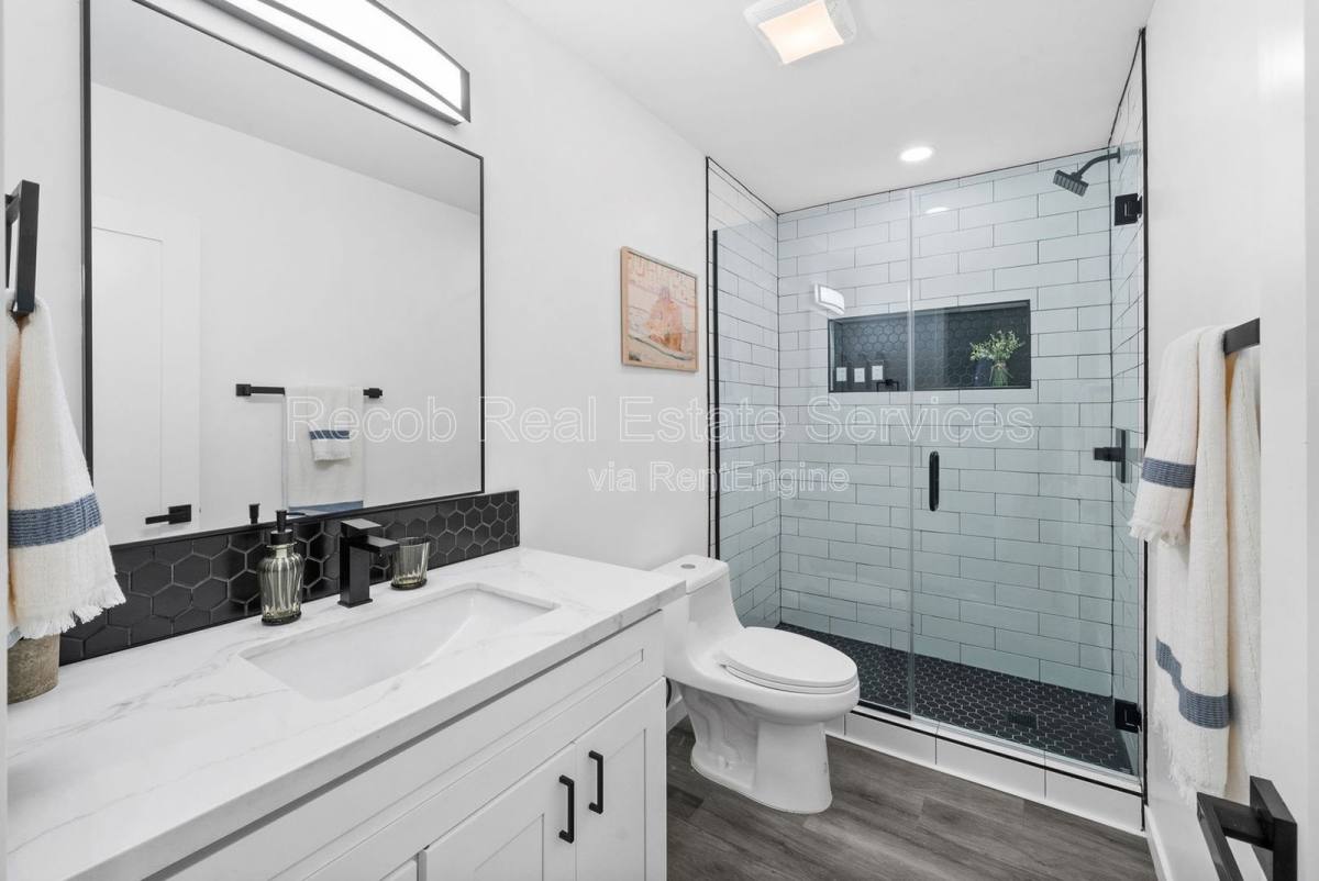 Apartment for rent at 5116 69th St #5114, San Diego, CA 92115