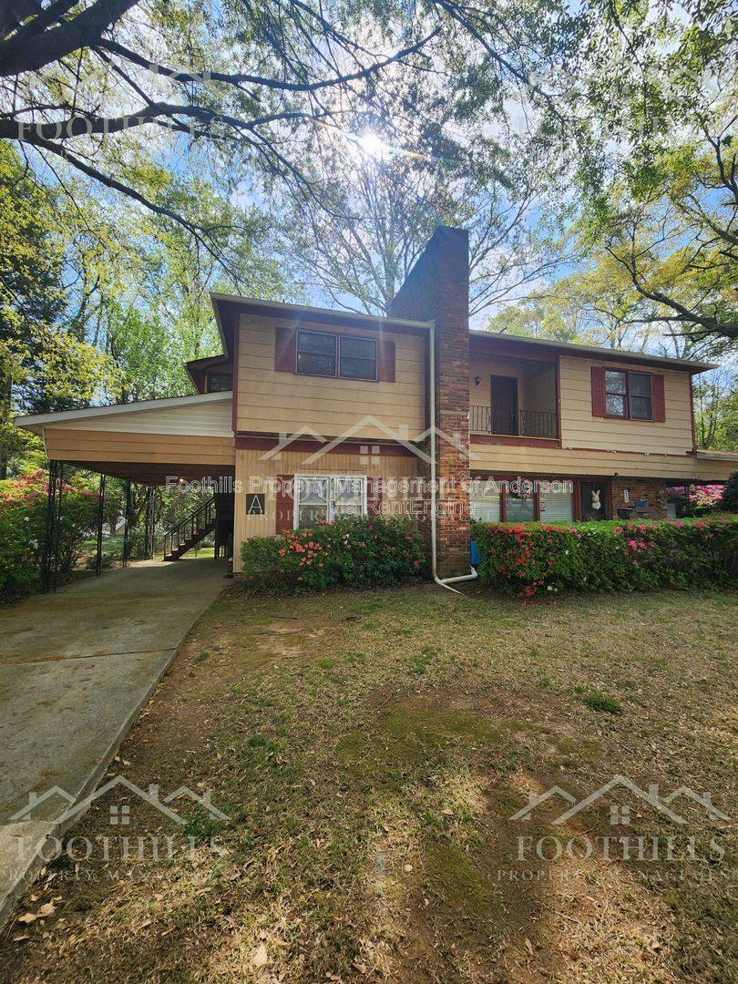 Apartment for rent at 130 Tanglewood Dr #A, Anderson, SC 29621