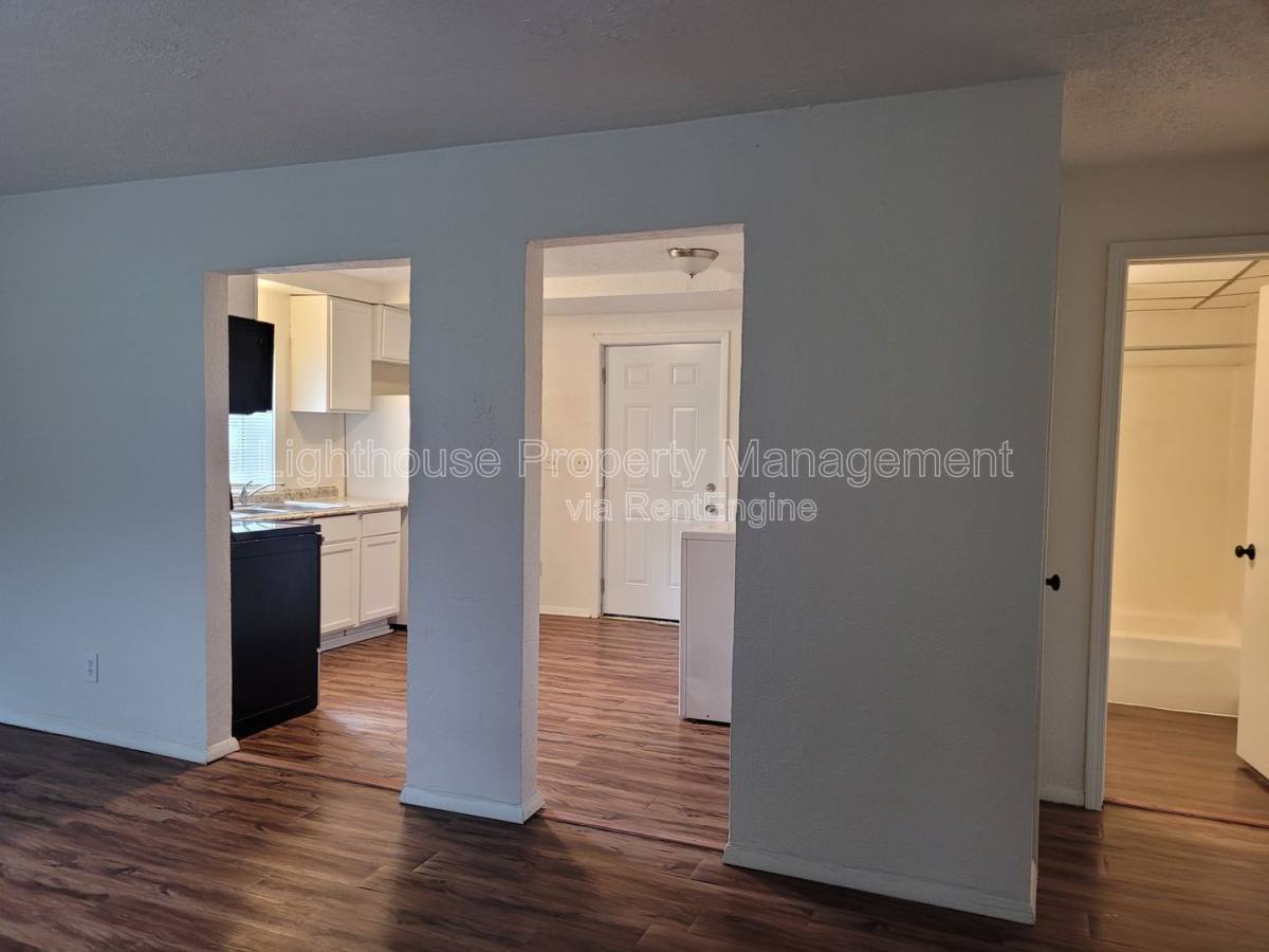 Apartment for rent at 2716 Nichols Rd #3, Kalamazoo, MI 49004