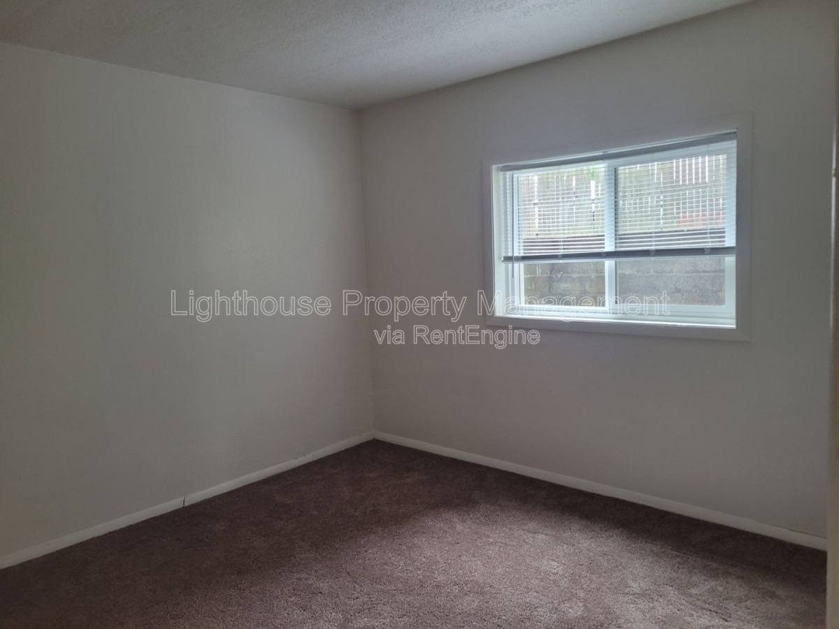 Apartment for rent at 2716 Nichols Rd #3, Kalamazoo, MI 49004
