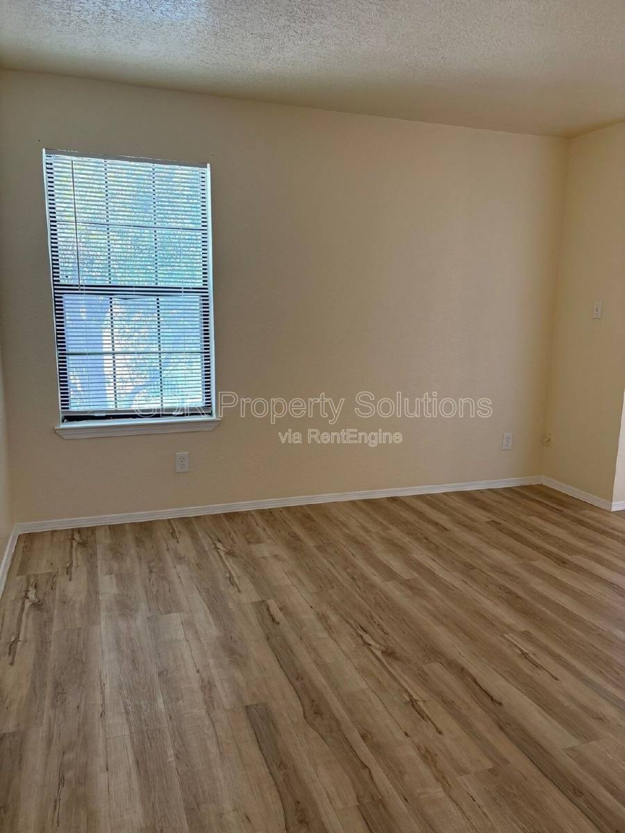 Apartment for rent at 1116 Coal Ave SW #10, Albuquerque, NM 87102