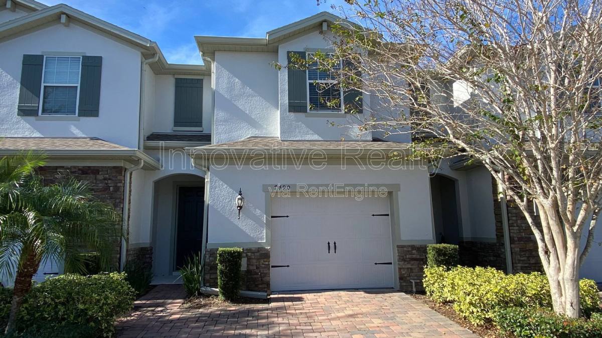 Townhouse for rent at 7490 Aloma Pines Court, Winter Park, FL 32792