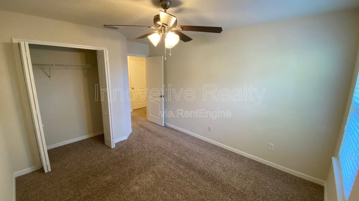 Townhouse for rent at 7490 Aloma Pines Court, Winter Park, FL 32792