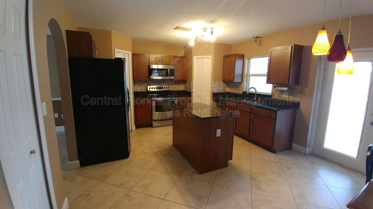 House for rent at 14519 Lake Price Dr, Orlando, FL 32826