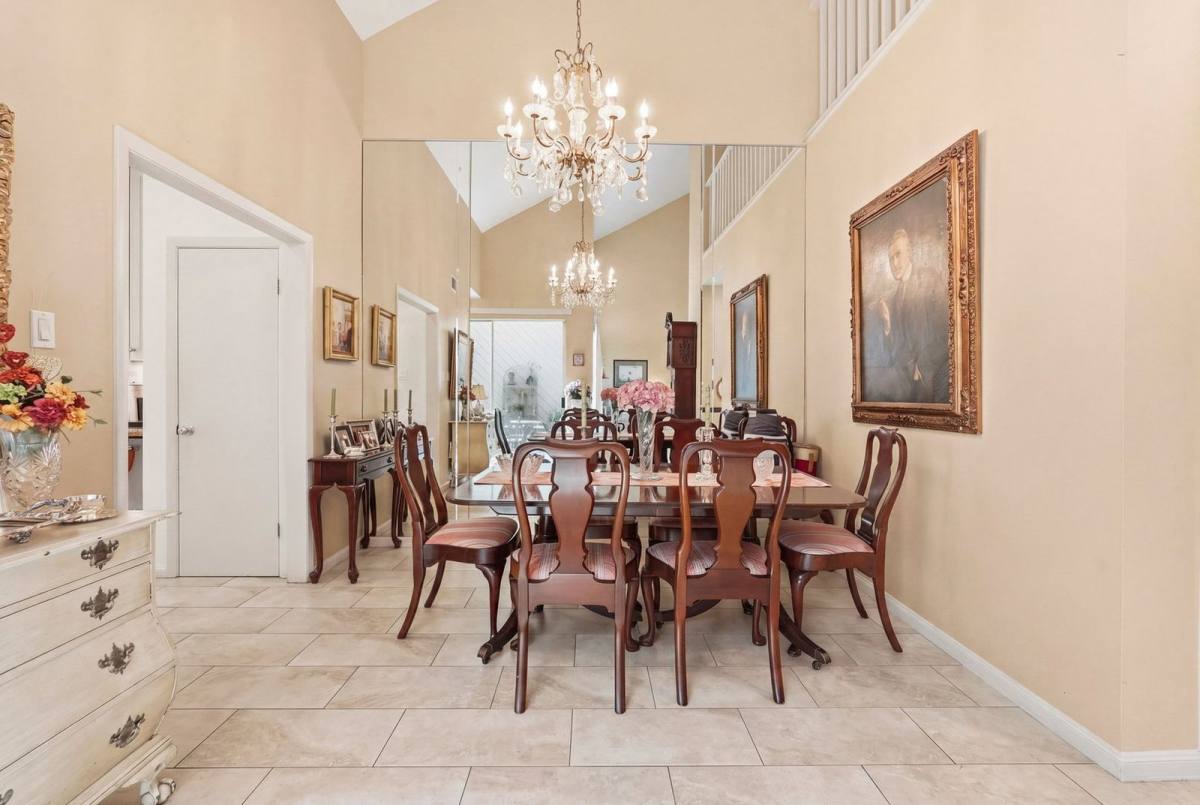 Apartment for rent at 10125 Valley Forge Dr, Houston, TX 77042