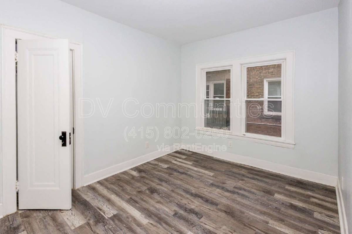Apartment for rent at 3300 E 149th St #5, Cleveland, OH 44120