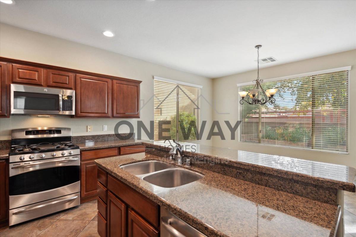 House for rent at 18815 E Swan Dr, Queen Creek, AZ 85142