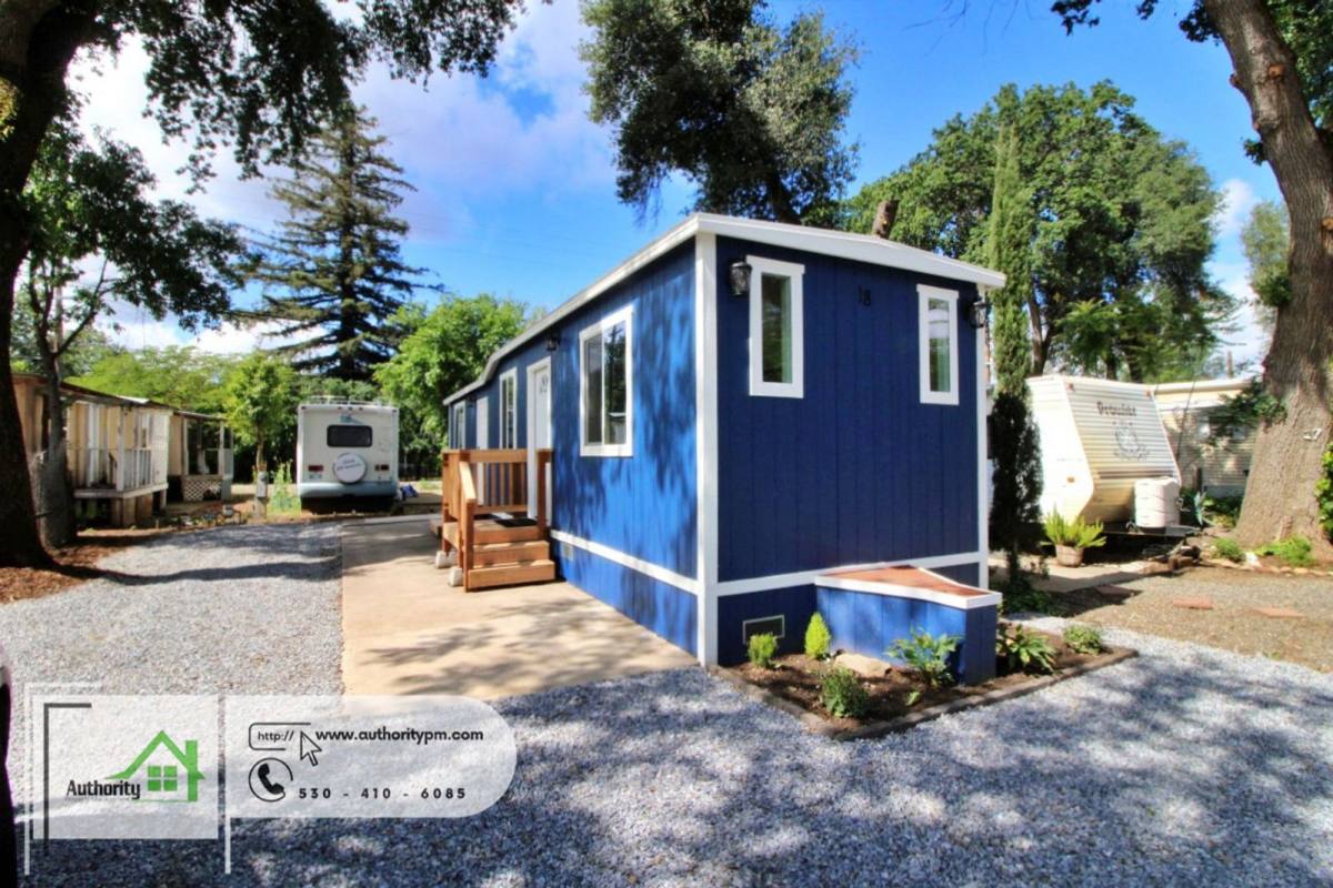 House for rent at 18798 Thomas Rd, Anderson, CA 96007
