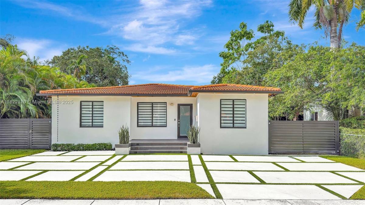 House for rent at 130 SW 25th Rd, Miami, FL 33129