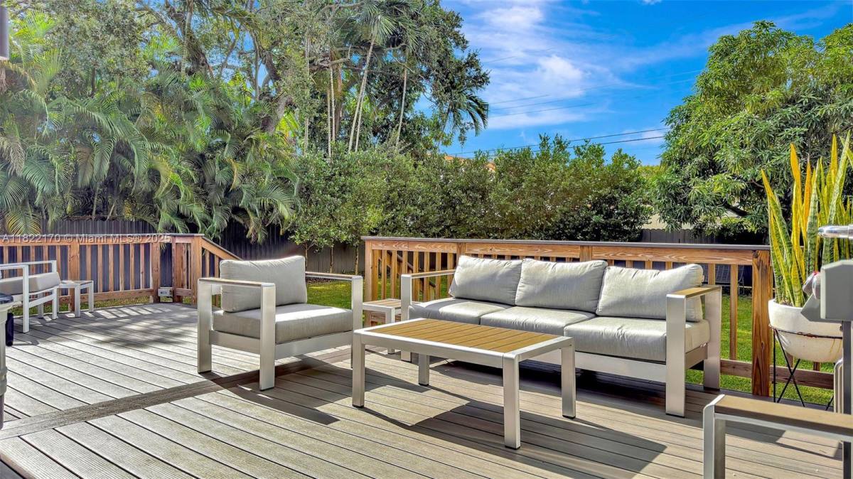 House for rent at 130 SW 25th Rd, Miami, FL 33129