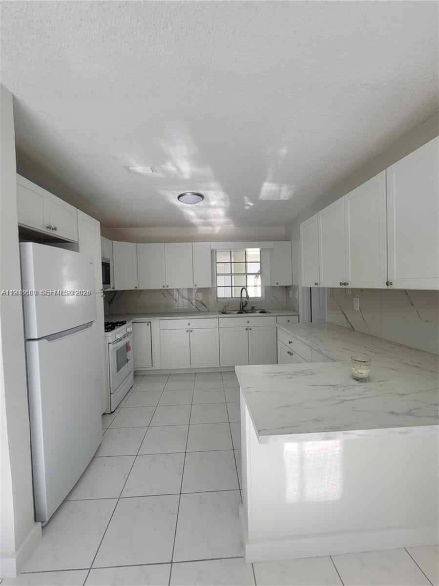 House for rent at 12305 SW 42nd St, Miami, FL 33175