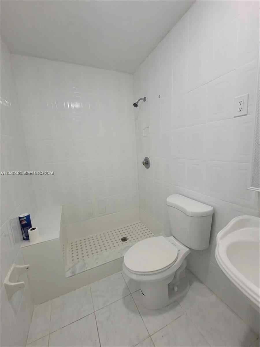 House for rent at 12305 SW 42nd St, Miami, FL 33175