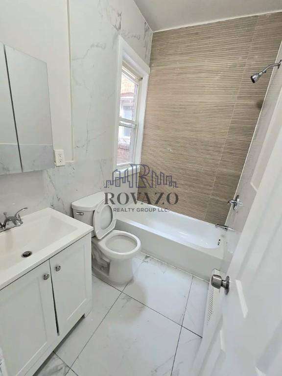 Apartment for rent at 22 Goodwin Ave #2B, Newark, NJ 07112