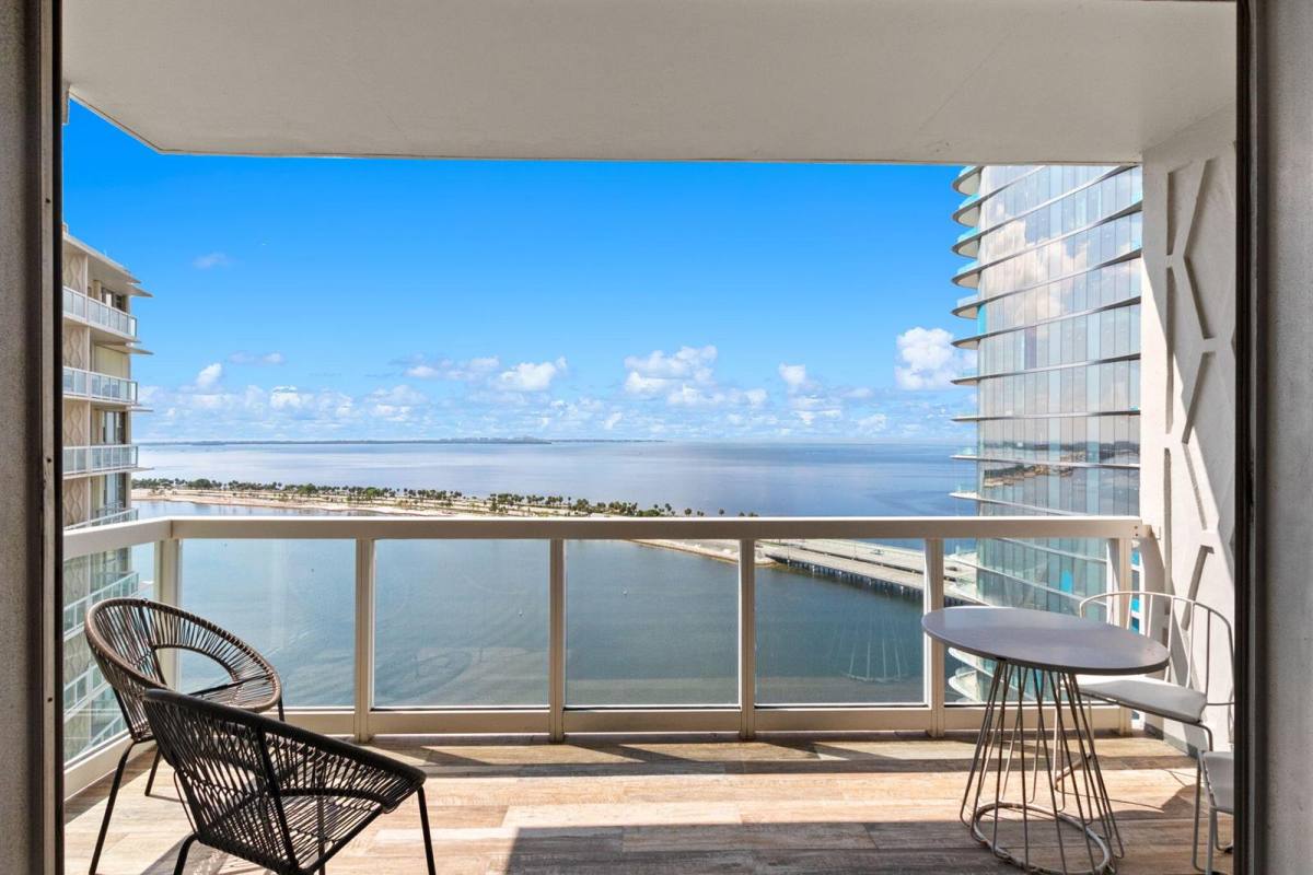 Apartment for rent at 2451 Brickell Ave, Miami, FL 33129