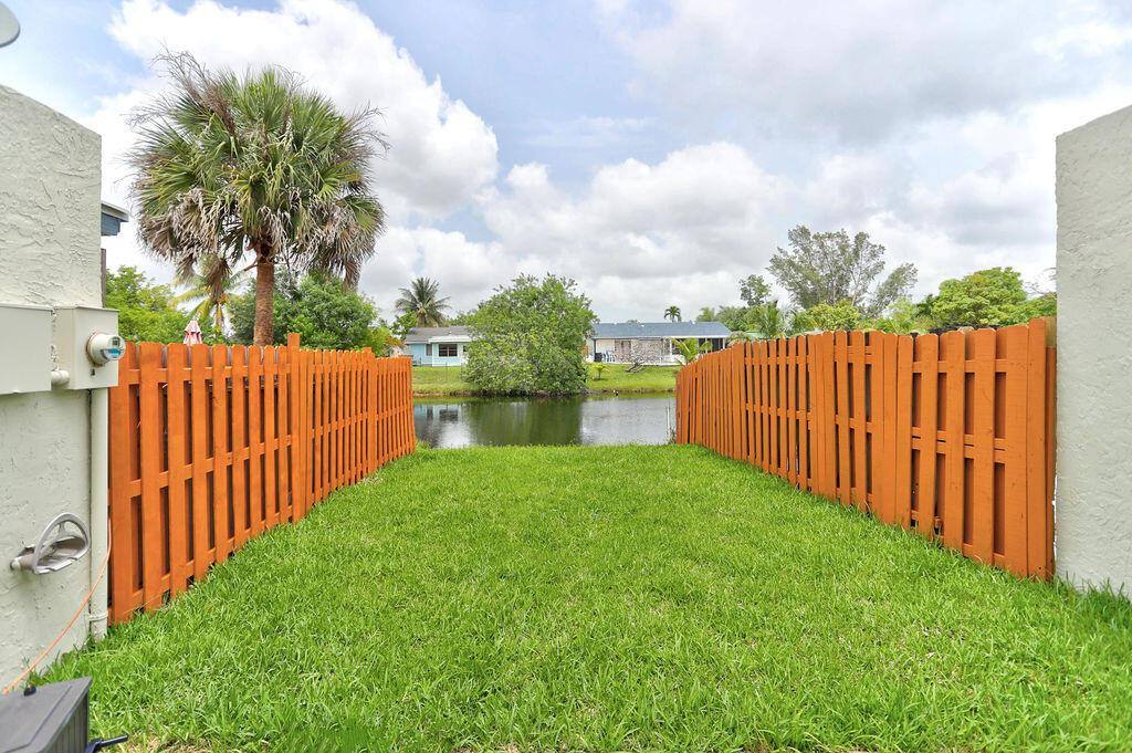 Townhouse for rent at 7906 SW 8th St, Pompano Beach, FL 33068