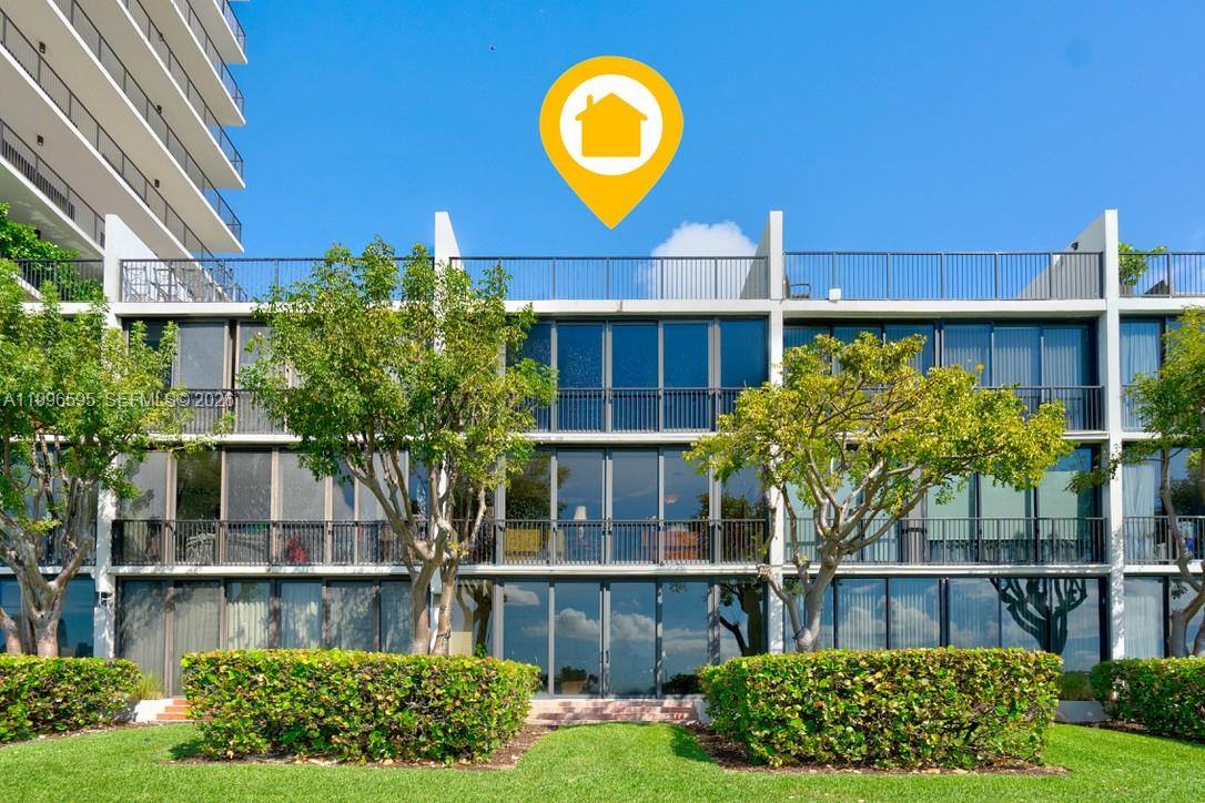 Townhouse for rent at 1000 Venetian Way #105, Miami Beach, FL 33139