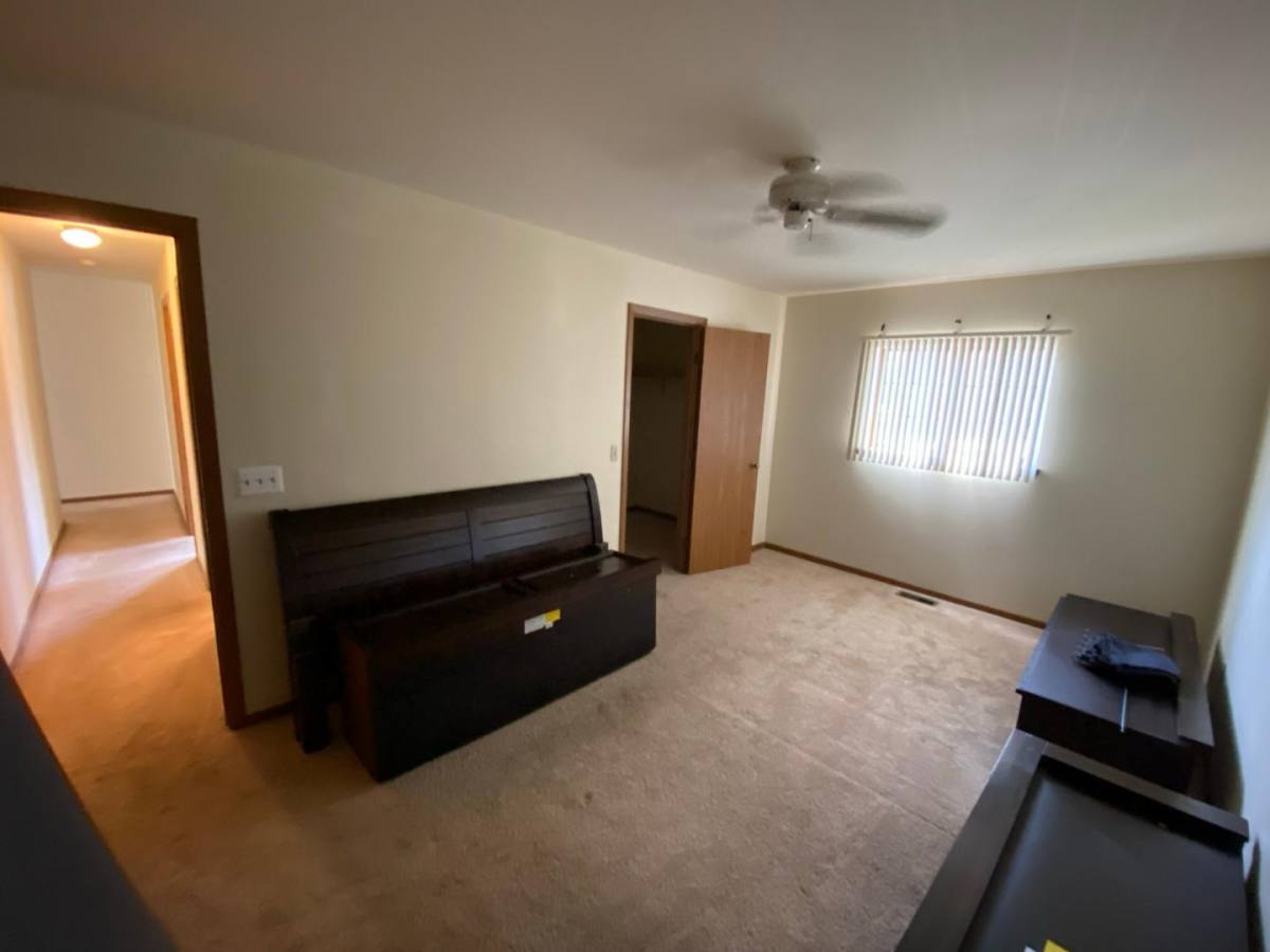 Apartment for rent at 72 W Washington St 76 Stb, Oswego, IL 60543