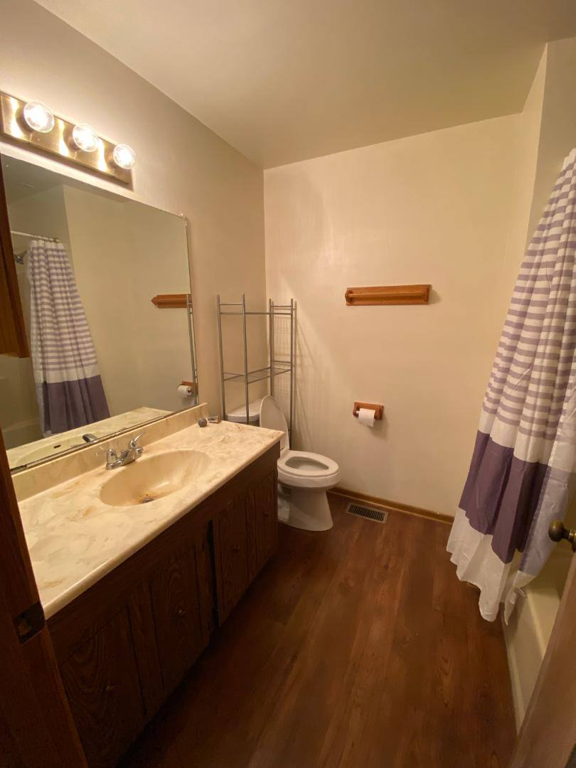 Apartment for rent at 72 W Washington St 76 Stb, Oswego, IL 60543