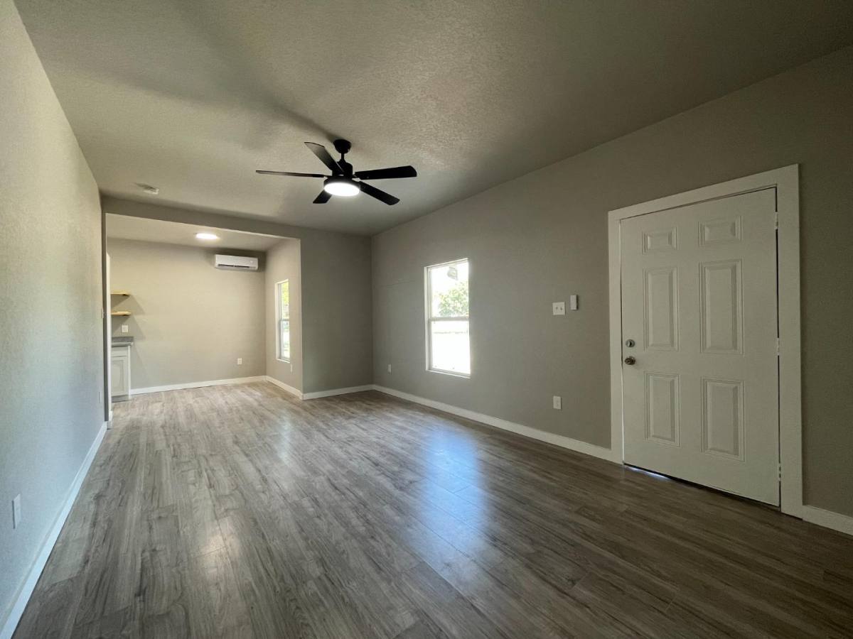House for rent at 146 Isabel St, San Antonio, TX 78210