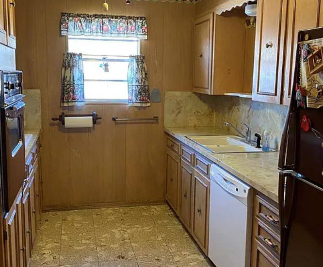 House for rent at 2022 S High St, Brady, TX 76825