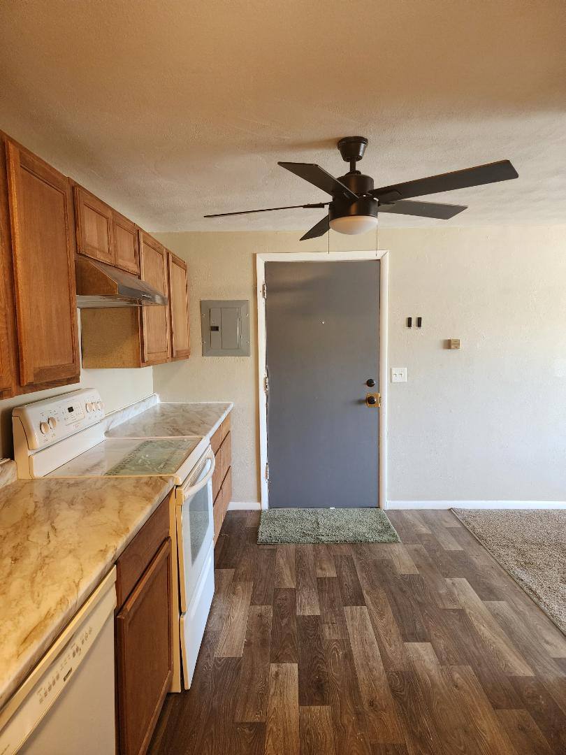 Apartment for rent at 420 N Cherrywood Ave #5, Dayton, OH 45403