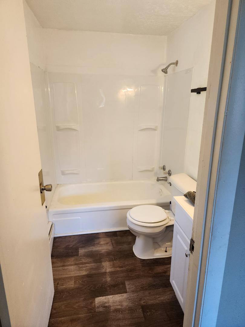 Apartment for rent at 420 N Cherrywood Ave #5, Dayton, OH 45403