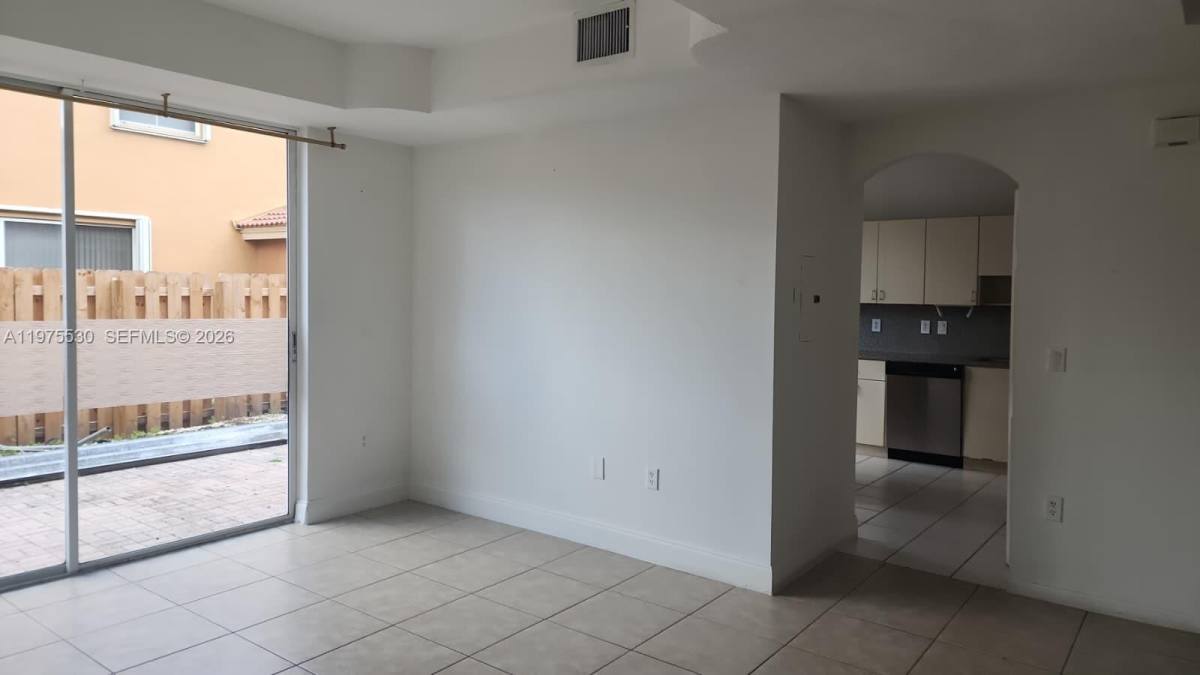 Townhouse for rent at 8451 NW 138th St 2303 Miami Lakes, Hialeah, FL 33016