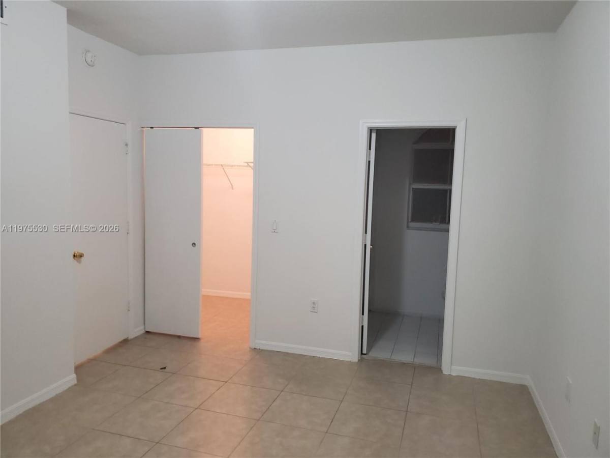 Townhouse for rent at 8451 NW 138th St 2303 Miami Lakes, Hialeah, FL 33016