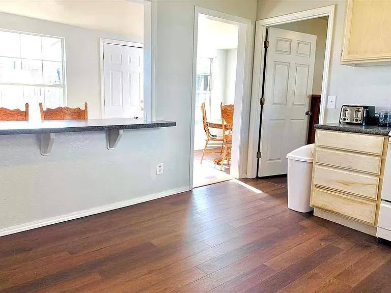 House for rent at 211 W Madison St, Crescent, OK 73028