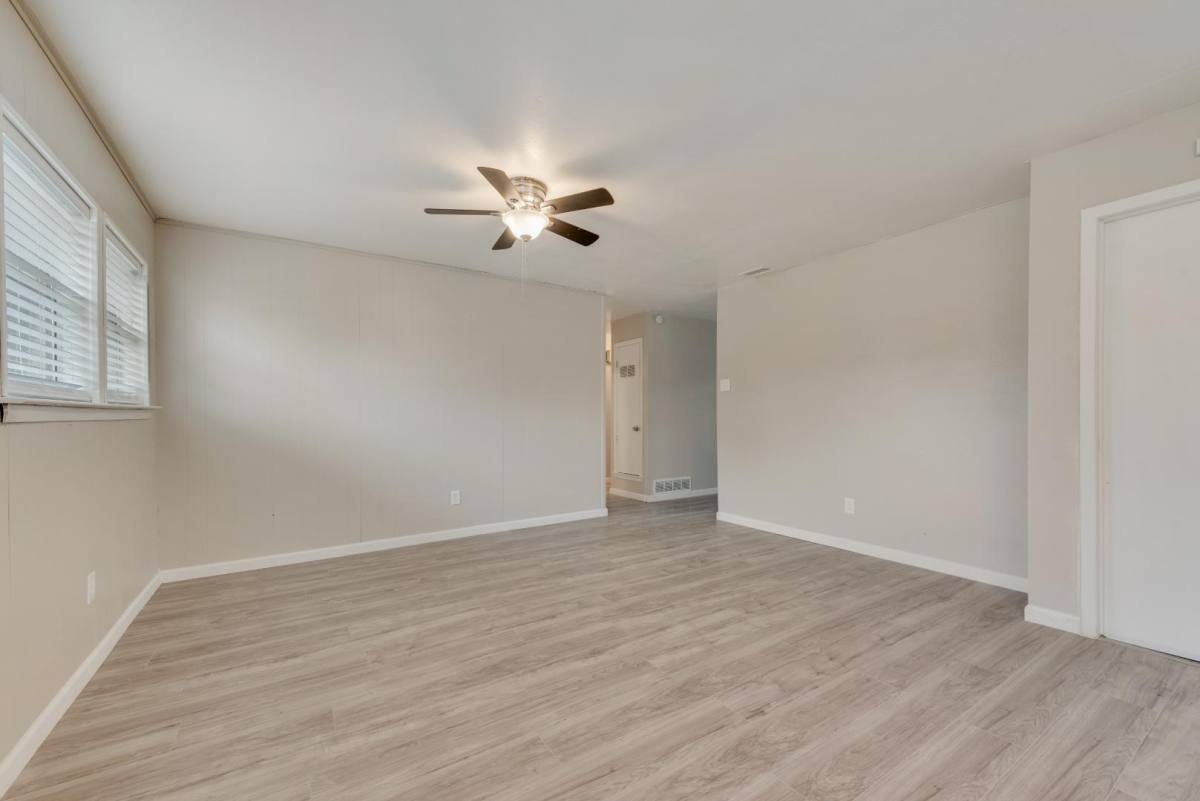 House for rent at 917 Piedmont Dr, Garland, TX 75040
