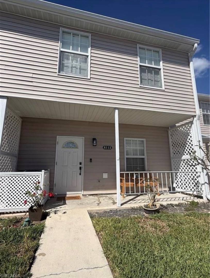 Townhouse for rent at 6113 Lake Front Dr, Fort Myers, FL 33908