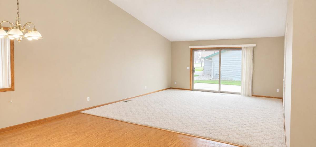 Townhouse for rent at 913 Richland Ave SW, Willmar, MN 56201