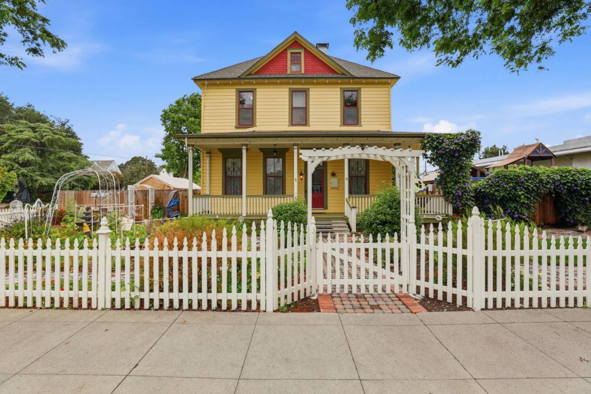 House for rent at 482 S St, Hollister, CA 95023