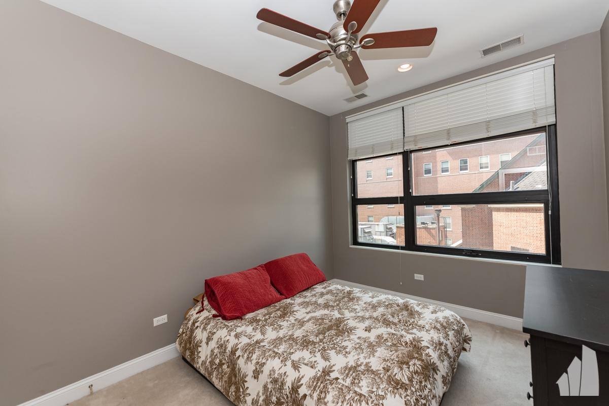Condo for rent at 101 W Superior #501, Chicago, IL 60654