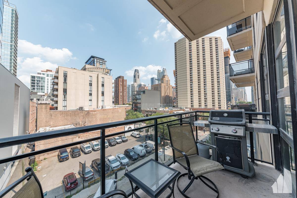 Condo for rent at 101 W Superior #501, Chicago, IL 60654