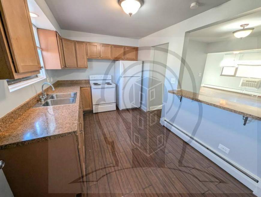 Apartment for rent at 9016 Lamon Ave #2N, Skokie, IL 60077