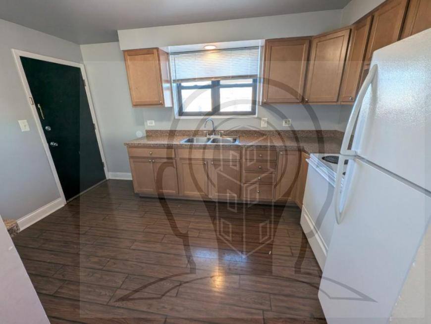 Apartment for rent at 9016 Lamon Ave #2N, Skokie, IL 60077