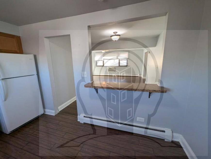 Apartment for rent at 9016 Lamon Ave #2N, Skokie, IL 60077