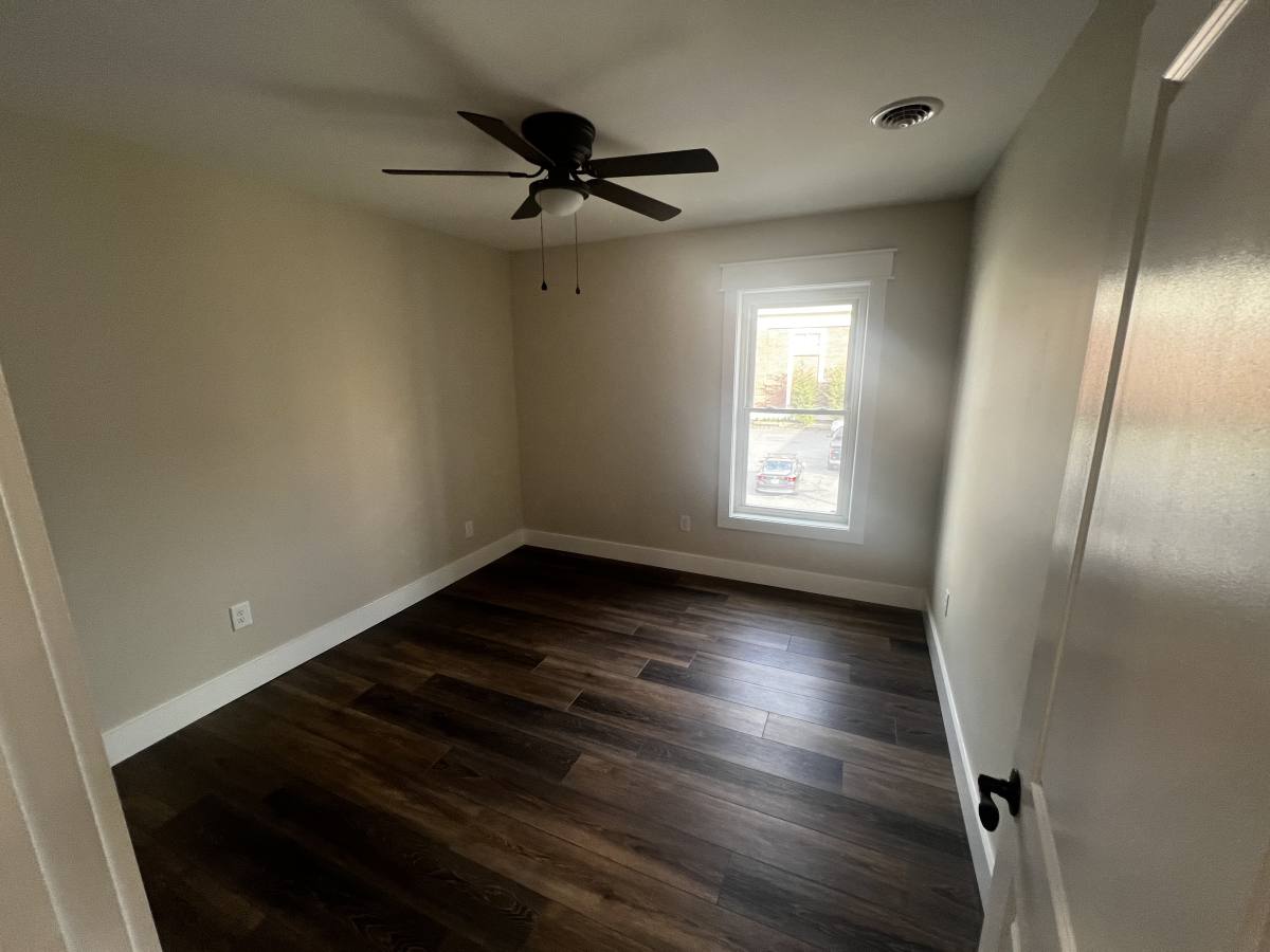 Apartment for rent at 110 Union St #2B, Erwin, TN 37650