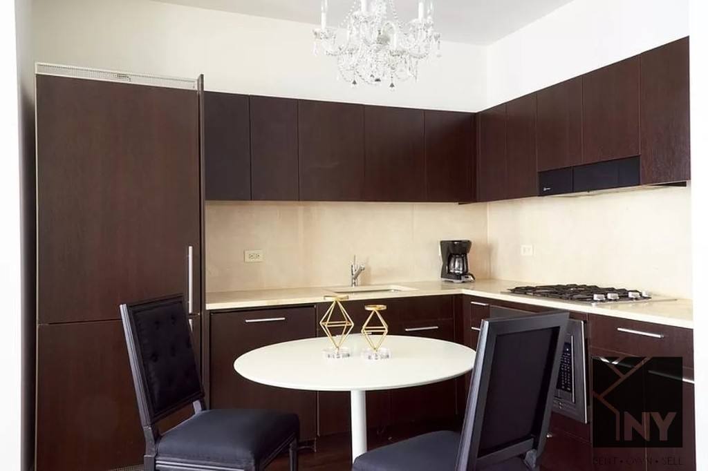 Apartment for rent at 128 Water St, New York, NY 10005