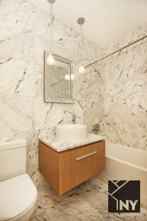 Apartment for rent at 128 Water St, New York, NY 10005