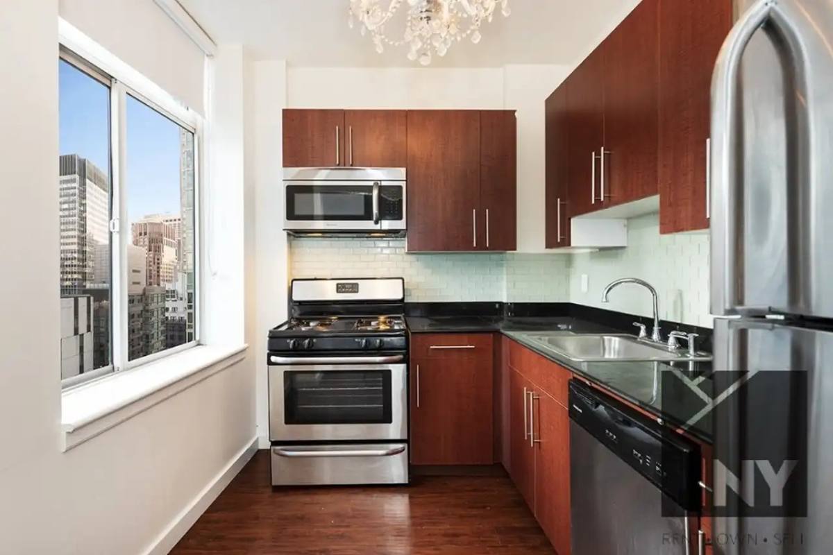 Apartment for rent at 100 William St #2306, New York, NY 10038