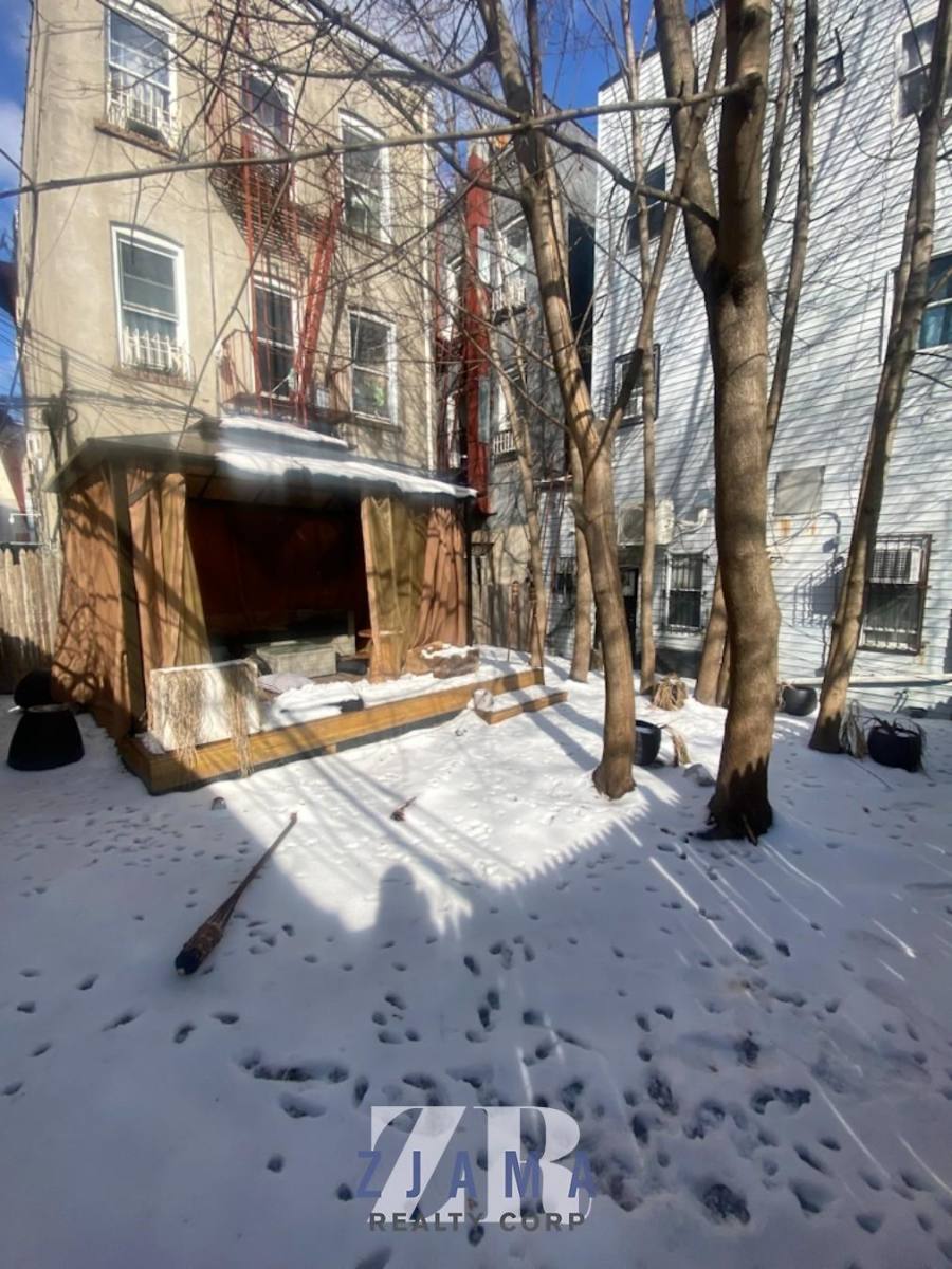 Apartment for rent at 1424 Flatbush Ave #STORE, Brooklyn, NY 11210
