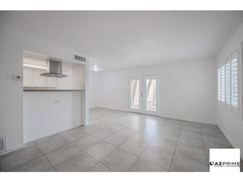 Townhouse for rent at 4615 E Jones Ave, Phoenix, AZ 85040