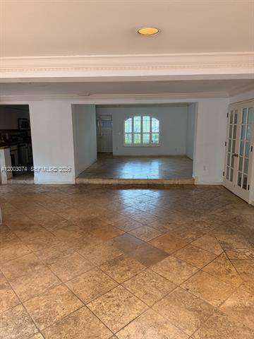 House for rent at 401 Warrren Lane, Key Biscayne, FL 33149