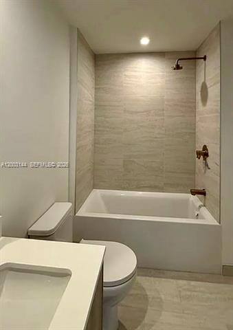 Apartment for rent at 77 SE 5th St #2305, Miami, FL 33131