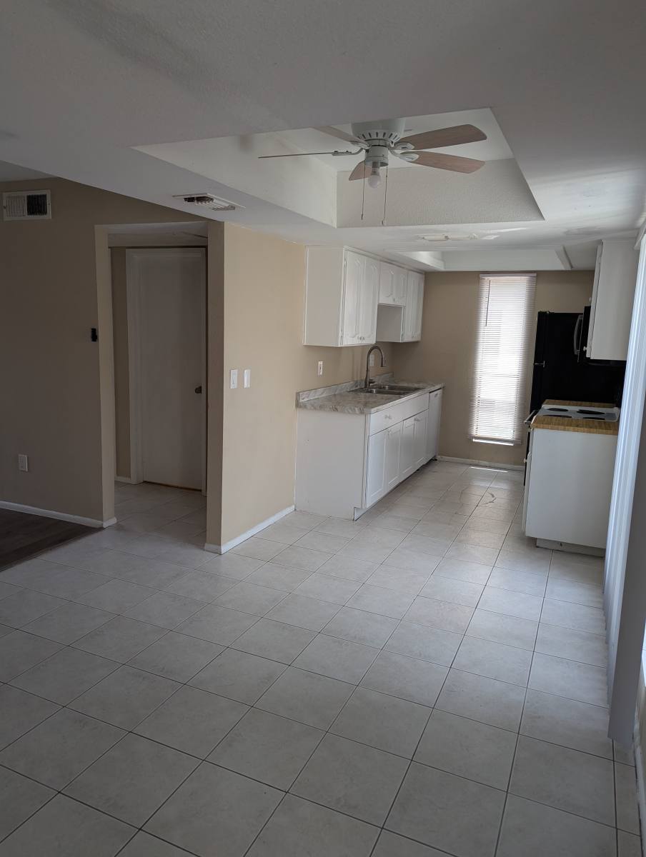 Condo for rent at 3119 W Cochise Dr #228, Phoenix, AZ 85051