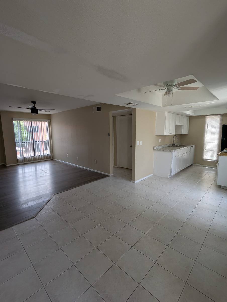 Condo for rent at 3119 W Cochise Dr #228, Phoenix, AZ 85051