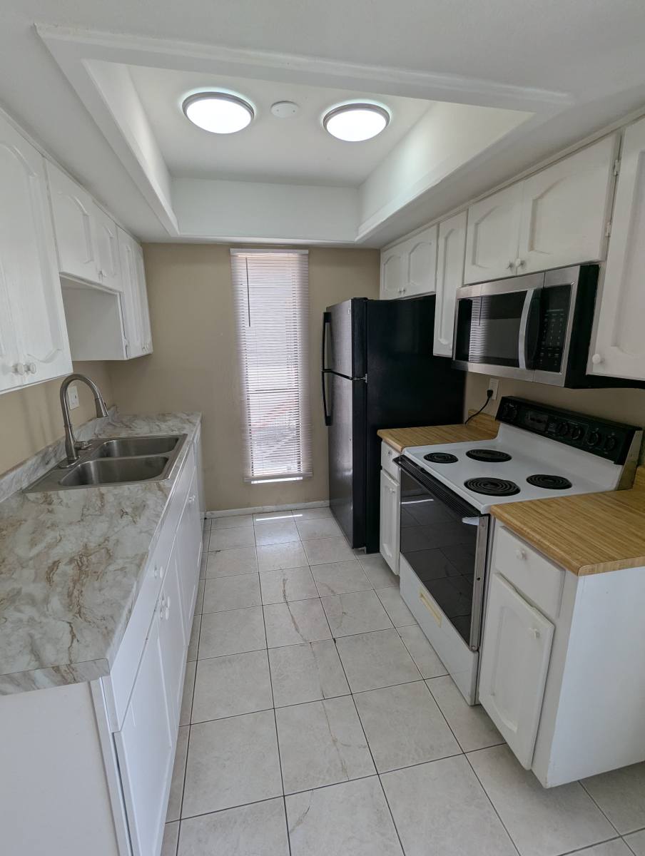 Condo for rent at 3119 W Cochise Dr #228, Phoenix, AZ 85051