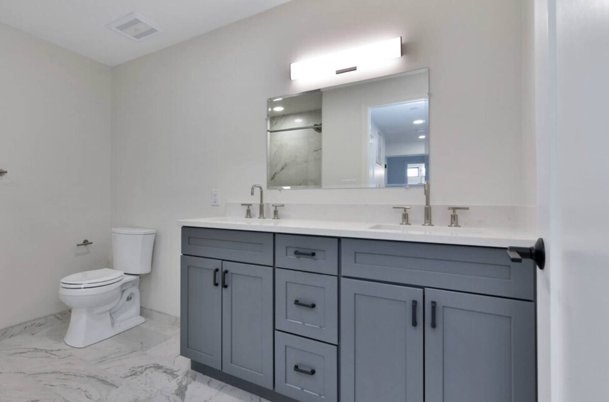 Apartment for rent at 215 Canal St, Lawrence, MA 01840